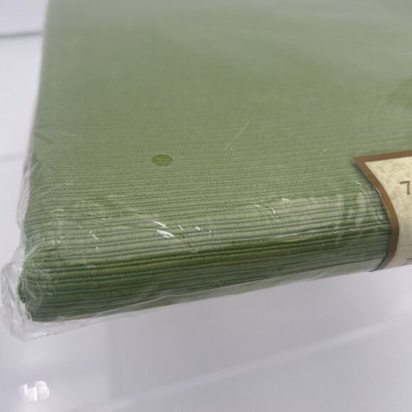 ELRENE HOME FASHIONS 100% POLYESTER Olive Green 70" ROUND TABLECLOTH - NOS - Picture 7 of 10